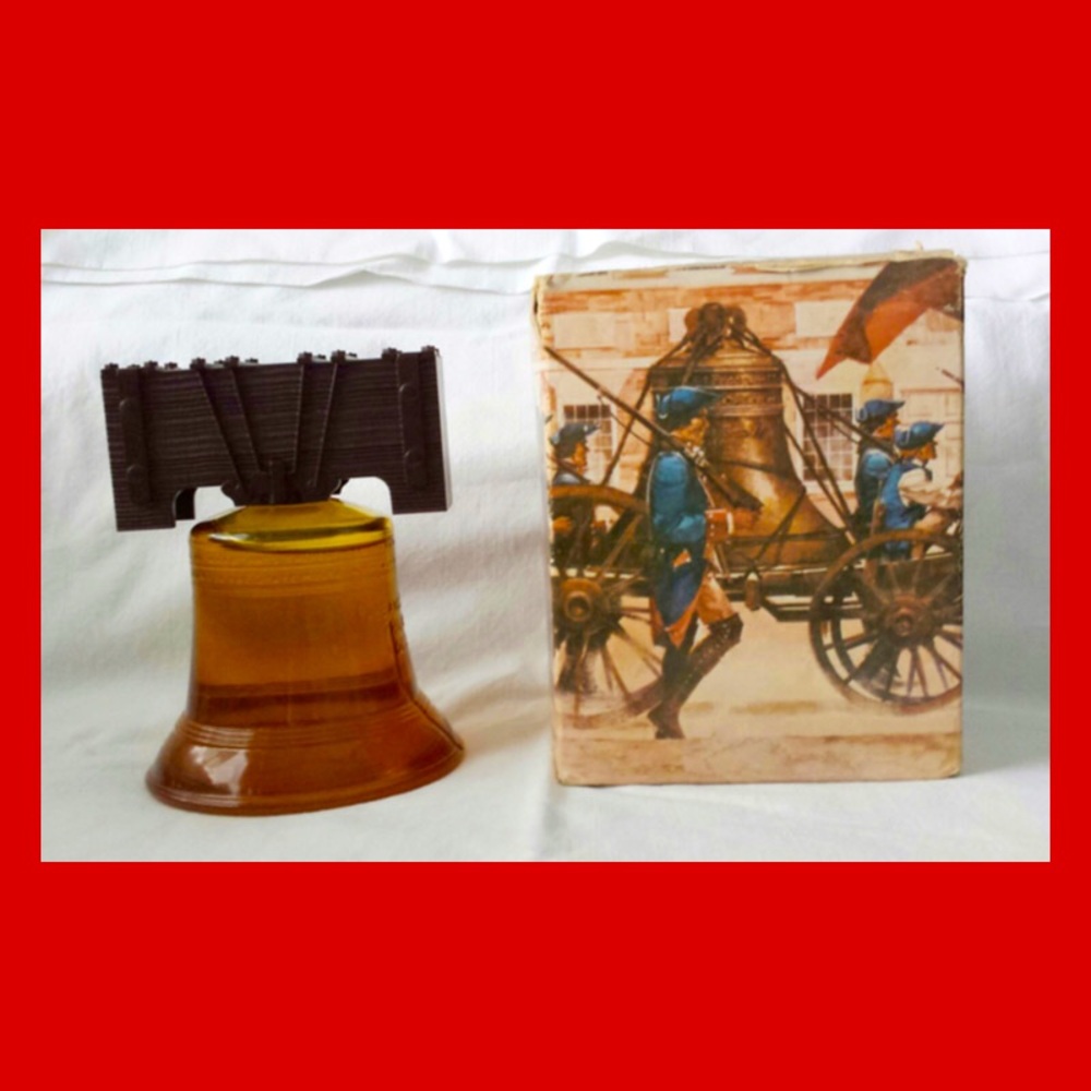 🔔Vintage 70s AVON Liberty Bell Decanter Men's Tribute Cologne UNUSED NIB
